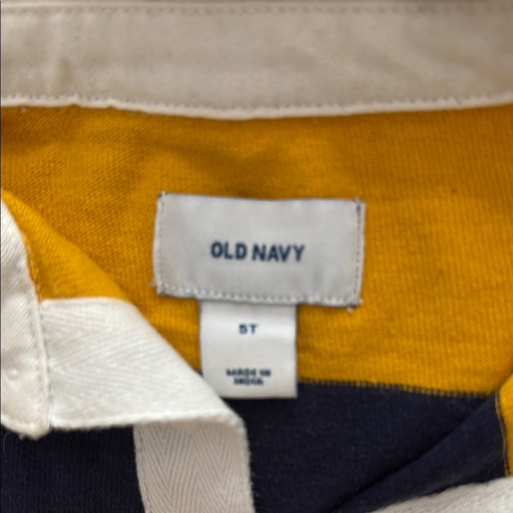 Old Navy kids striped rugby shirt size 5T - Picture 2 of 5